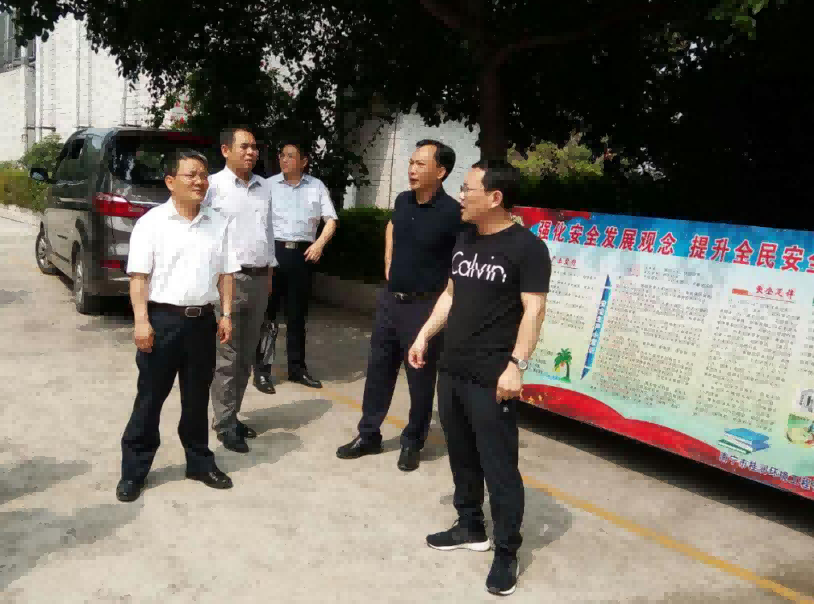 樊建新:中國社科院馬克思主義研究院副院長樊建新蒞臨我司運營項目調(diào)研